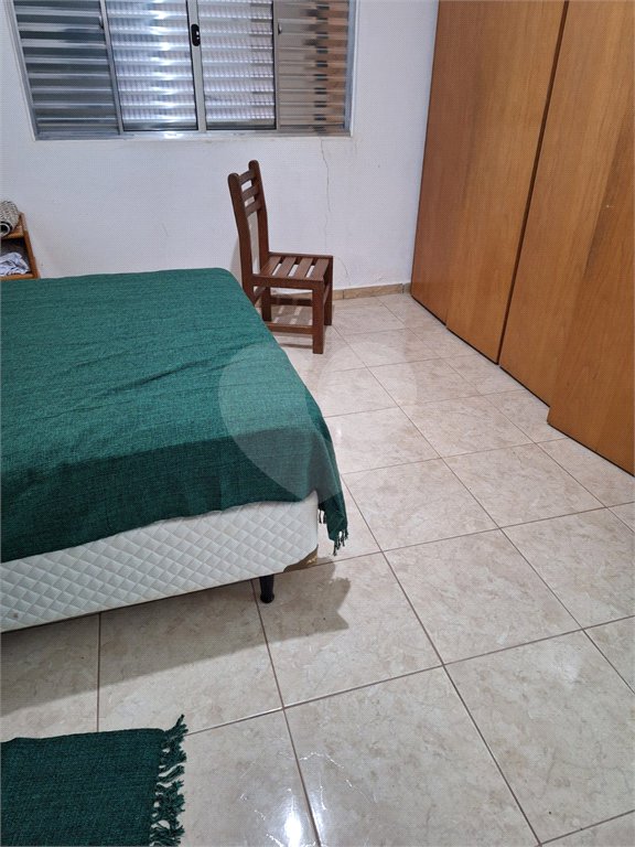 Chácara à venda ou para alugar com 3 quartos, sendo 1 suíte,  em Parque Residencial Itapeti, Mogi das Cruzes, SP