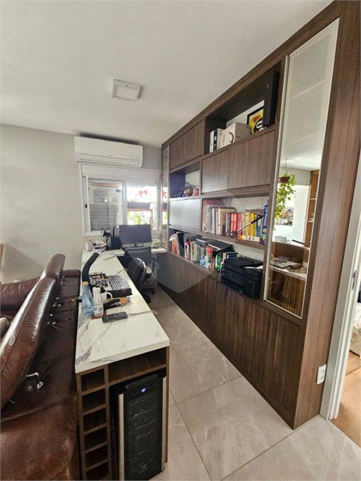 Apartamento à venda com 2 suítes em Vila Anastácio, São Paulo, SP