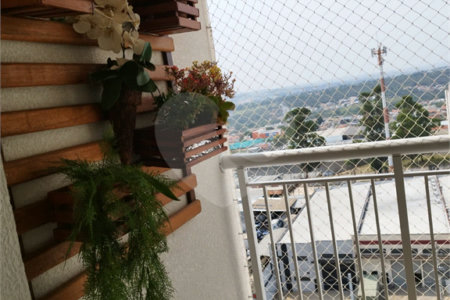 Apartamento à venda com 3 quartos, sendo 1 suíte, em Jardim Nova Era, Salto, SP