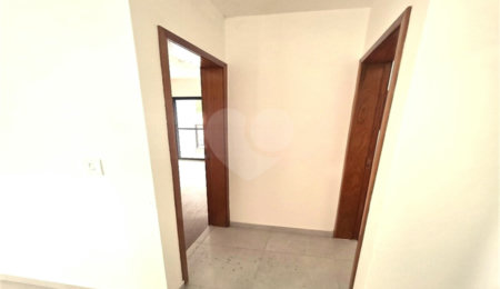 Apartamento à venda ou para alugar com 2 quartos em Vila Libanesa, São Paulo, SP