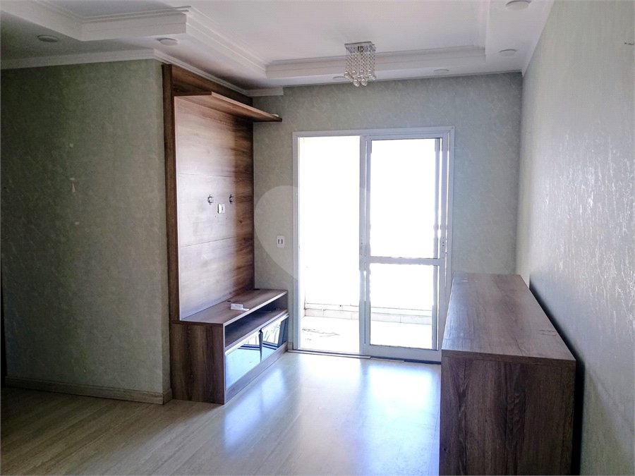 Apartamento à venda com 3 quartos, sendo 1 suíte,  em Vila Maria Alta, São Paulo, SP