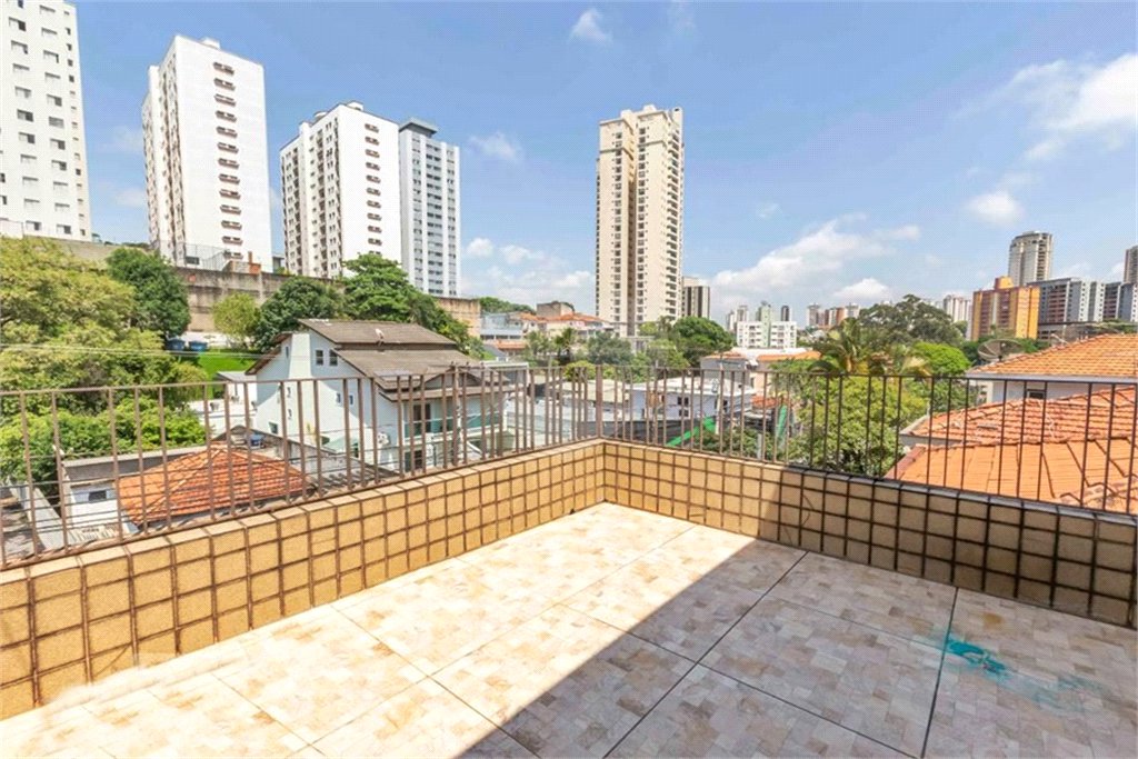 Sobrado à venda com 4 quartos, sendo 1 suíte, em Água Fria, São Paulo, SP