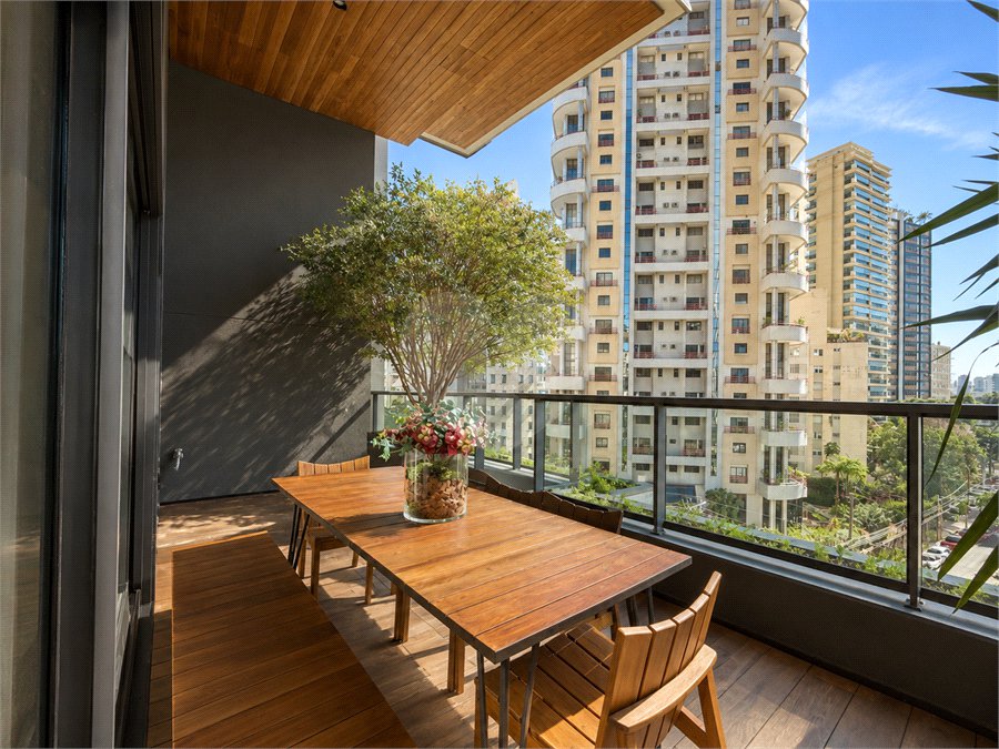 Apartamento à venda com 2 suítes em Itaim Bibi, São Paulo, SP