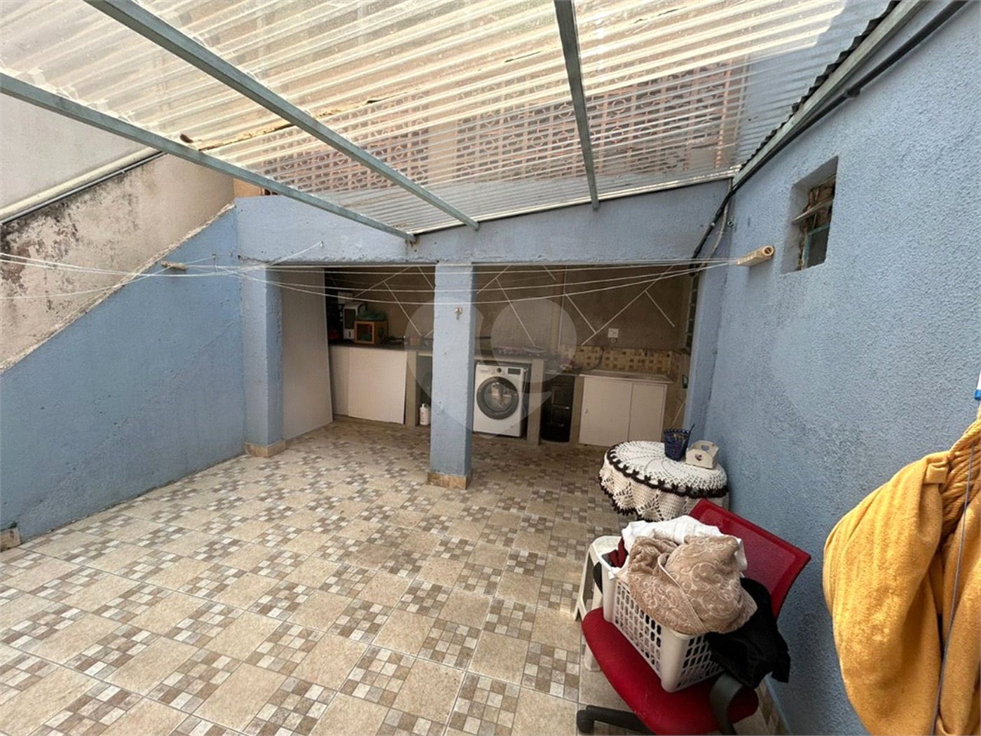Sobrado à venda com 6 quartos, sendo 1 suíte,  em Vila do Encontro, São Paulo, SP