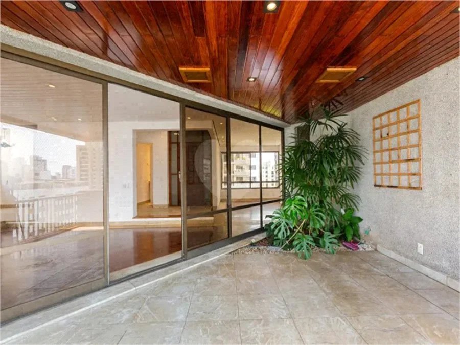 Apartamento à venda ou para alugar com 3 suítes em Real Parque, São Paulo, SP