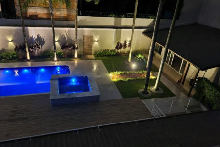 Casa à venda com 5 suítes em Paraisópolis, São Paulo, SP