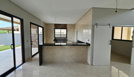 Casa à venda com 3 quartos, sendo 4 suítes, no condomínio Reserva dos Vinhedos, Louveira - SP