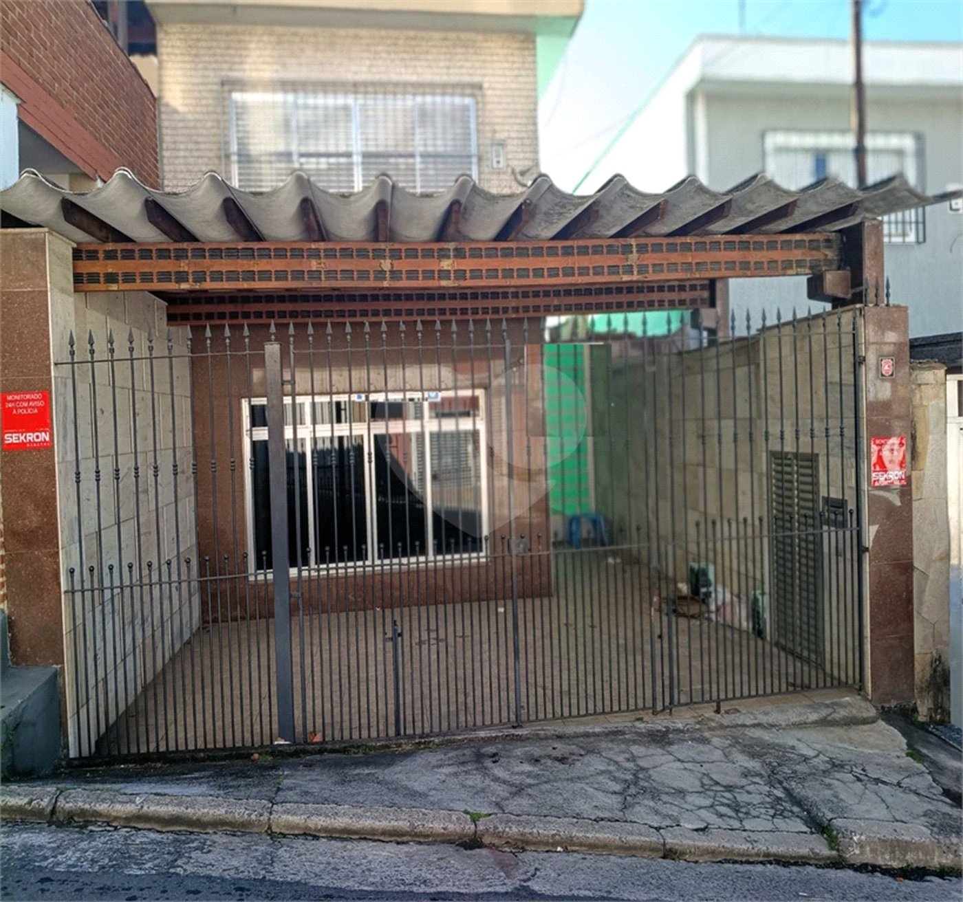 Sobrado à venda com 3 quartos em Chora Menino, São Paulo, SP
