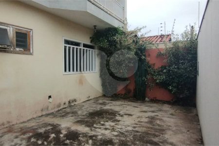 Casa à venda com 4 quartos, sendo 1 suíte, em Jardim Guadalajara, Sorocaba, SP