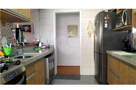 Apartamento à venda com 3 quartos, sendo 1 suíte, em Vila Suzana, São Paulo, SP