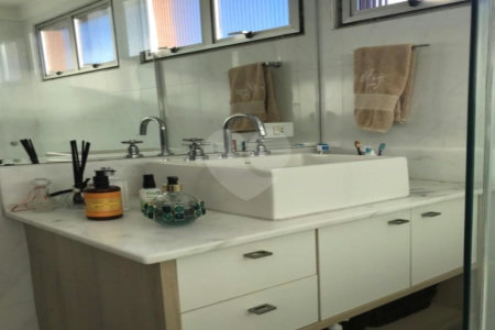 Apartamento à venda com 3 quartos, sendo 1 suíte,  em Vila Polopoli, São Paulo, SP