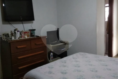 Sobrado à venda com 3 quartos, sendo 1 suíte, em Chora Menino, São Paulo, SP
