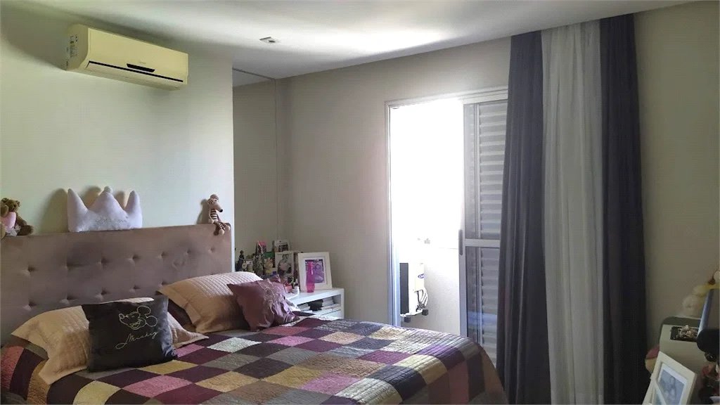 Apartamento à venda com 3 suítes em Jardim Londrina, São Paulo, SP