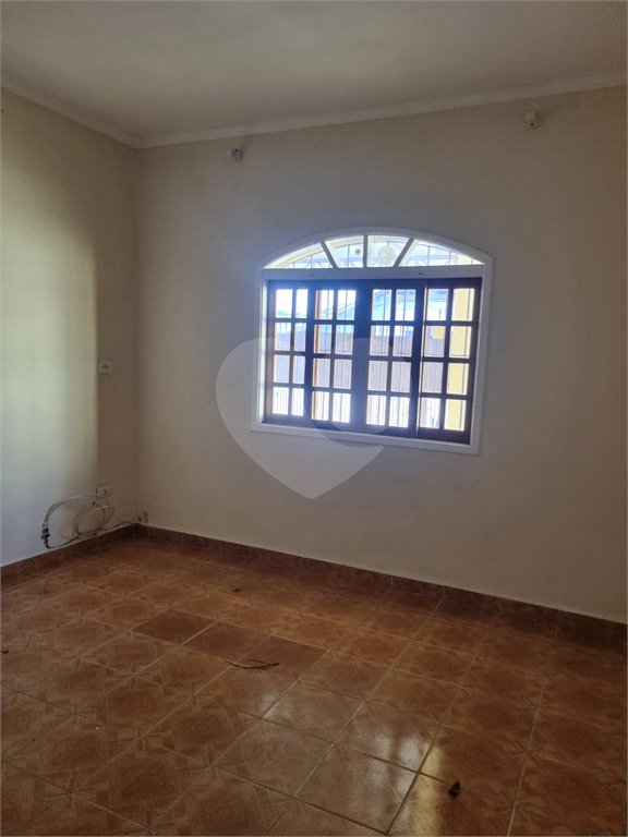 Casa à venda com 3 quartos em Jardim São Jorge (raposo Tavares), São Paulo, SP