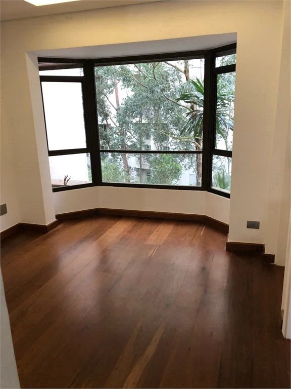 Apartamento à venda com 4 suítes em Vila Suzana, São Paulo, SP