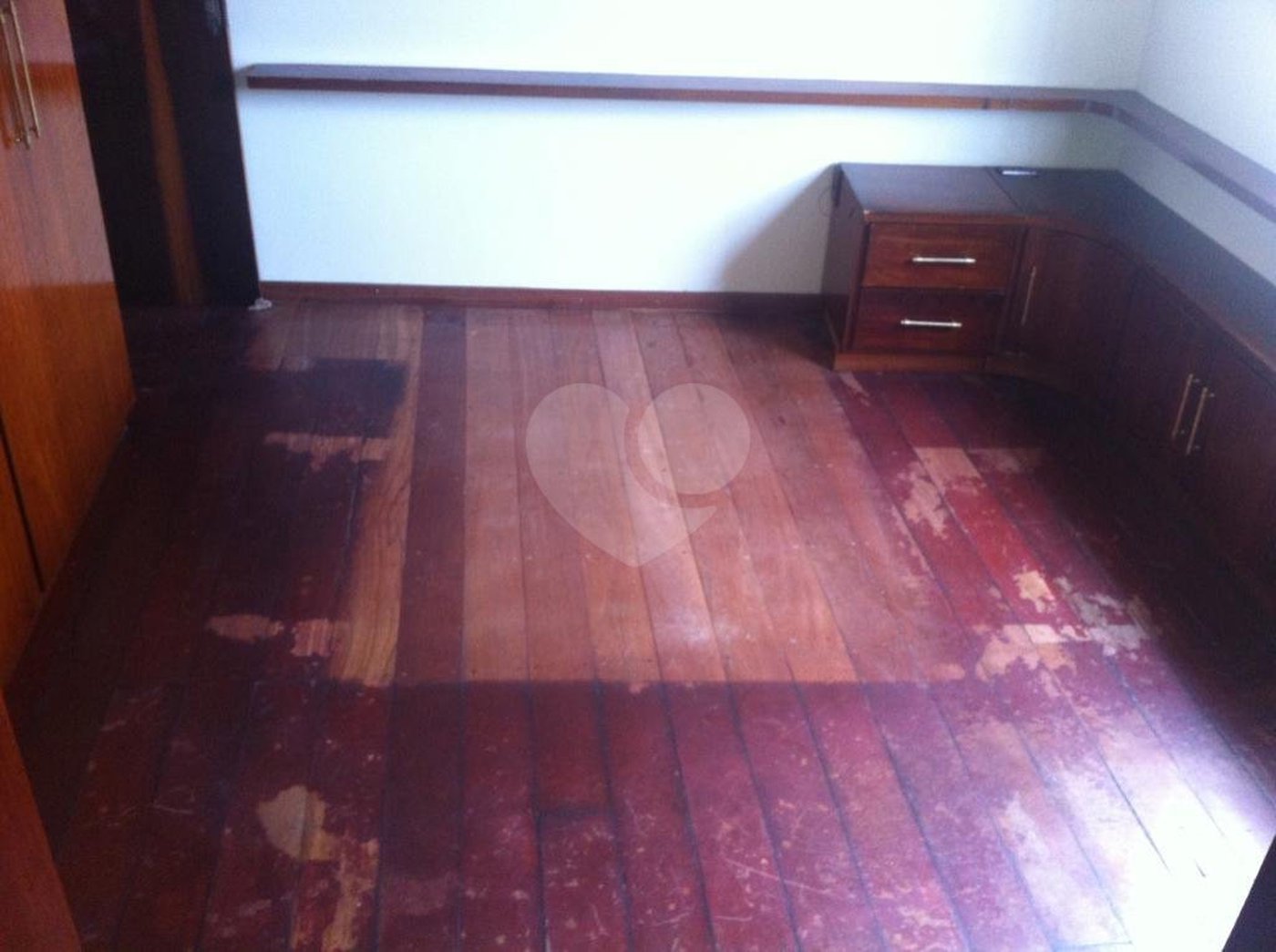 Sobrado à venda com 3 quartos, sendo 1 suíte, em Chora Menino, São Paulo, SP