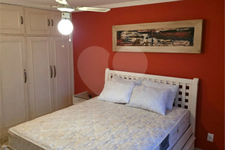 Casa à venda com 5 quartos, sendo 1 suíte,  em Praia Rasa, Armação dos Búzios, RJ
