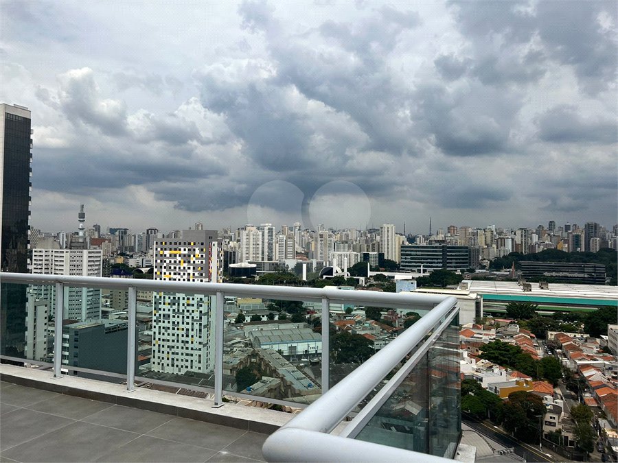 Cobertura à venda ou para alugar com 2 quartos, sendo 1 suíte, em Várzea da Barra Funda, São Paulo, SP