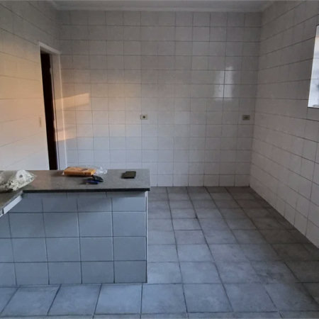 Casa à venda com 3 quartos, sendo 1 suíte, em Jardim Rosa Maria, São Paulo, SP