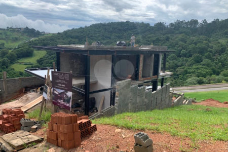 Terreno à venda com 4 quartos, sendo 5 suítes,  no condomínio Quintas da Boa Vista, Atibaia - SP