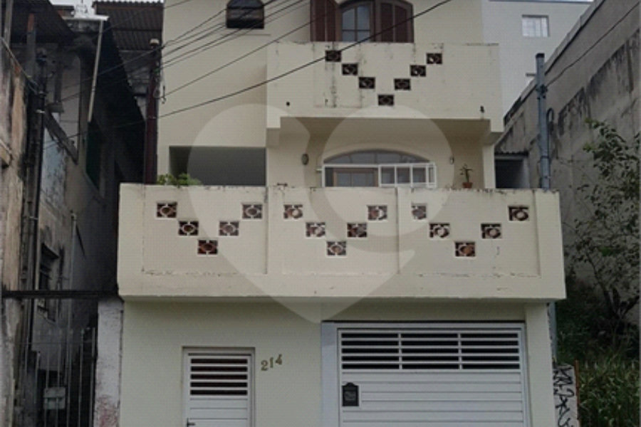 Sobrado à venda com 2 suítes em Tremembé, São Paulo, SP