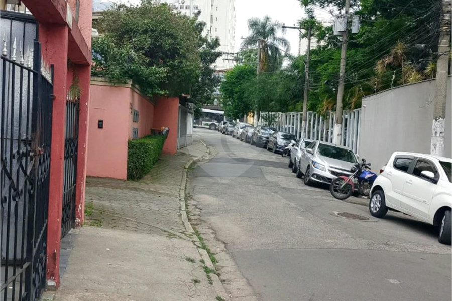 Sobrado à venda com 3 quartos, sendo 1 suíte, em Ipiranga, São Paulo, SP