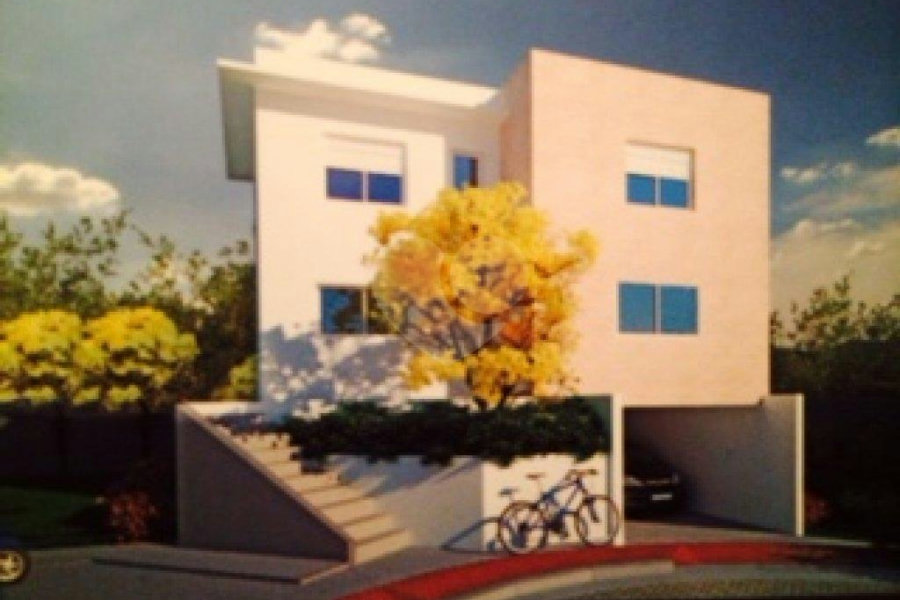 Casa à venda com 4 quartos, sendo 2 suítes, no condomínio Residencial Floresta, São Paulo - SP
