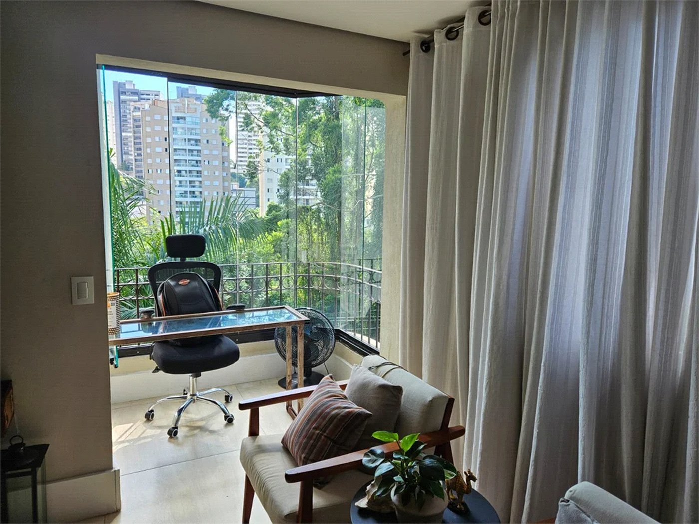 Apartamento à venda com 3 quartos, sendo 2 suítes, em Jardim Ampliação, São Paulo, SP