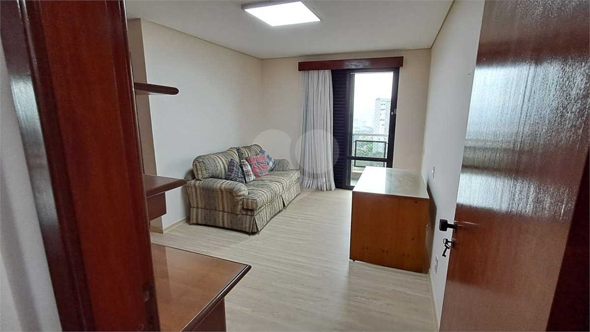 Apartamento para alugar com 4 quartos, sendo 3 suítes, em Santo Amaro, São Paulo, SP