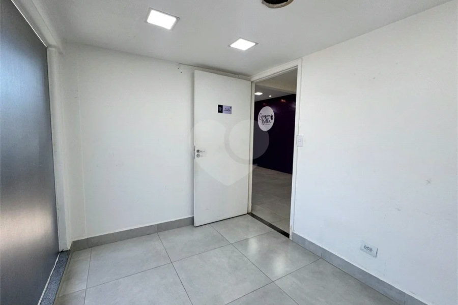 Imóvel Comercial para Venda e Locação no bairro Alto.