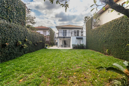 Casa à venda com 4 quartos, sendo 3 suítes, em Brooklin, São Paulo, SP