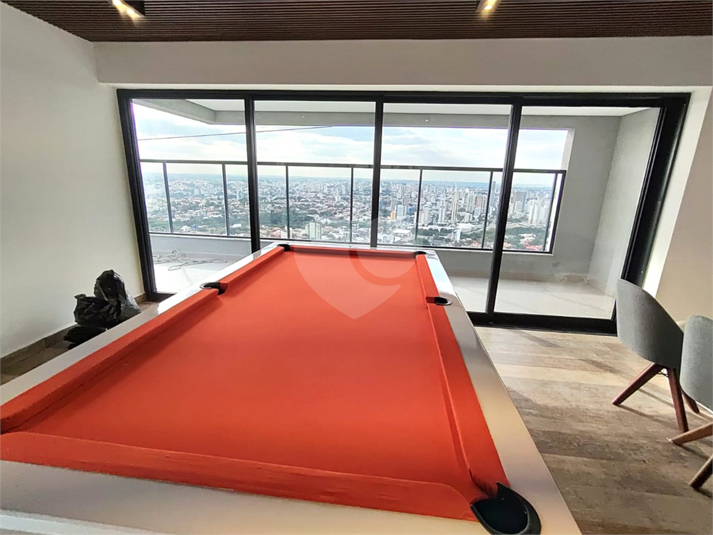 Apartamento à venda com 3 suítes em Parque Campolim, Sorocaba, SP