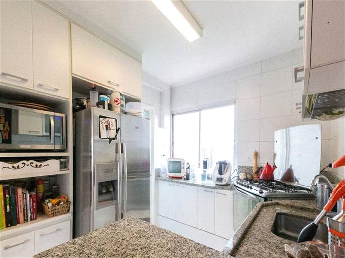 Apartamento à venda com 2 quartos, sendo 1 suíte, em Vila Olímpia, São Paulo, SP