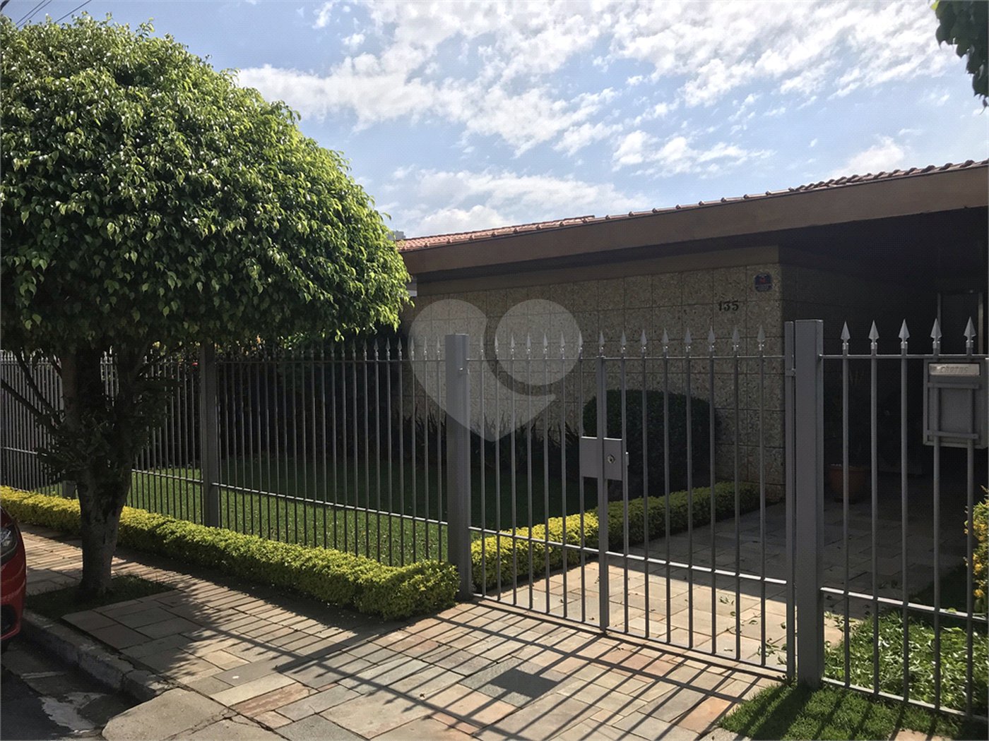 Sobrado à venda com 5 quartos, sendo 1 suíte, em Jardim São Bento, São Paulo, SP