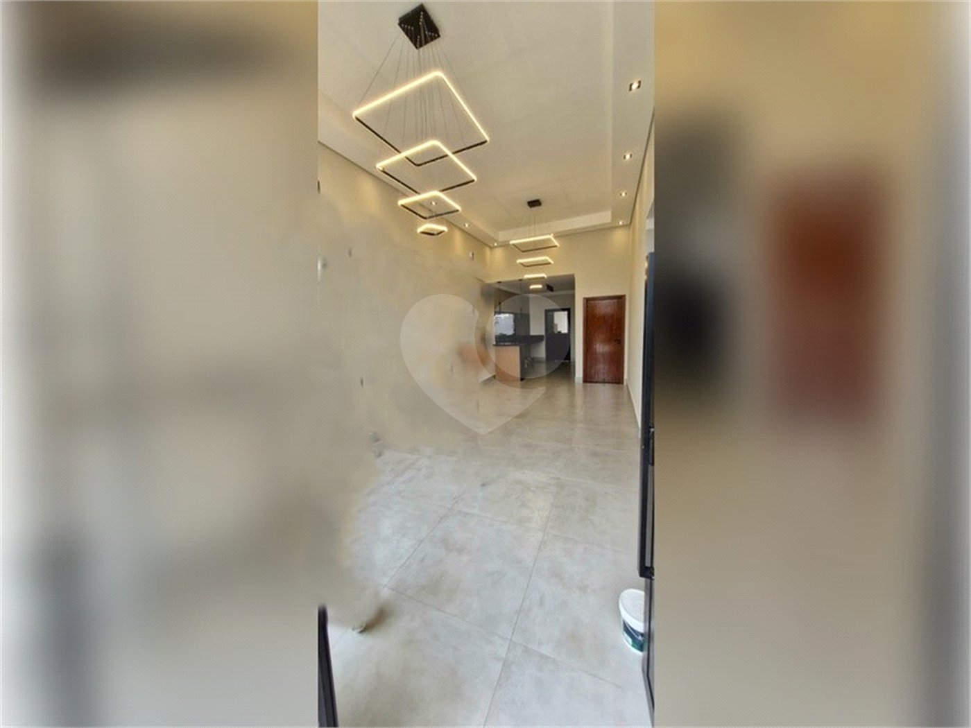 Casa à venda com 3 quartos, sendo 1 suíte, no condomínio Horto Florestal Villagio, Sorocaba - SP