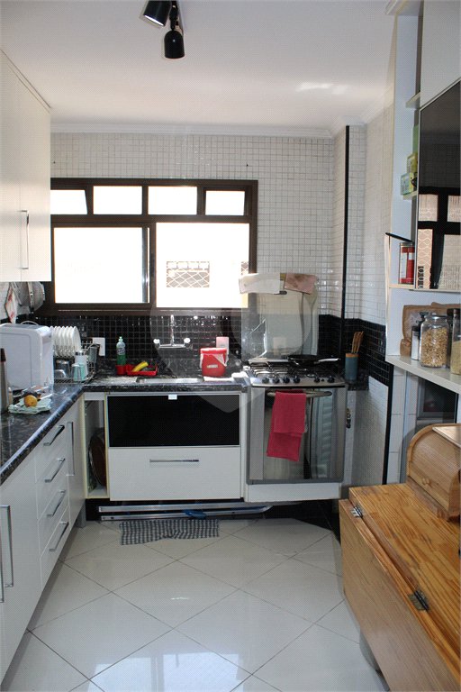 Cobertura à venda com 4 quartos, sendo 2 suítes,  em São Judas, São Paulo, SP