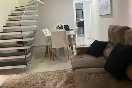 Sobrado à venda com 2 quartos, sendo 1 suíte, em Jardim Nova Germania, São Paulo, SP