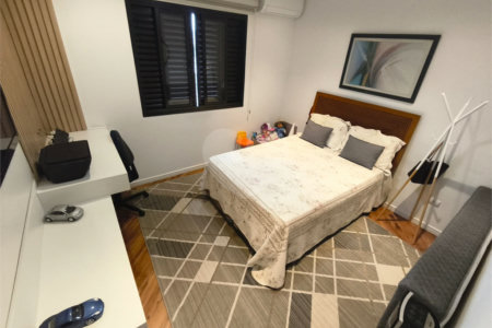 Sobrado à venda com 3 quartos, sendo 1 suíte, em Vila Nova Mazzei, São Paulo, SP