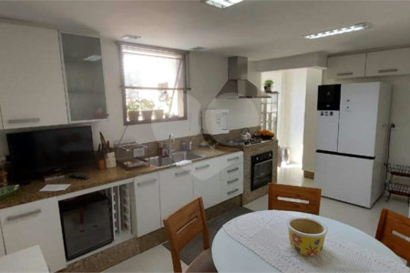 Apartamento à venda com 4 quartos, sendo 1 suíte,  em Tijuca, Rio de Janeiro, RJ