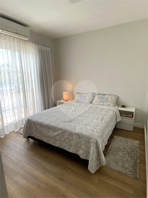 Casa à venda com 3 quartos, sendo 1 suíte, em Jardim das Palmeiras, Valinhos, SP