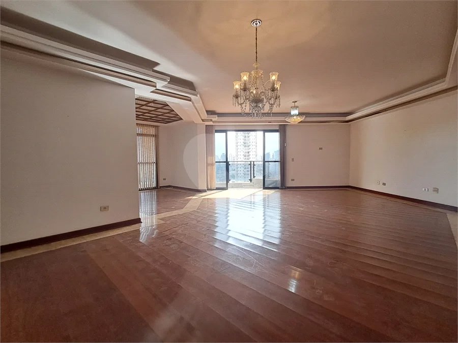 Apartamento à Venda no Edifício Itapema no Bairro Centro em Piracicaba/SP.