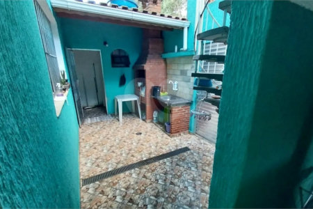 Sobrado à venda com 4 quartos, sendo 1 suíte, em Vila Prel, São Paulo, SP