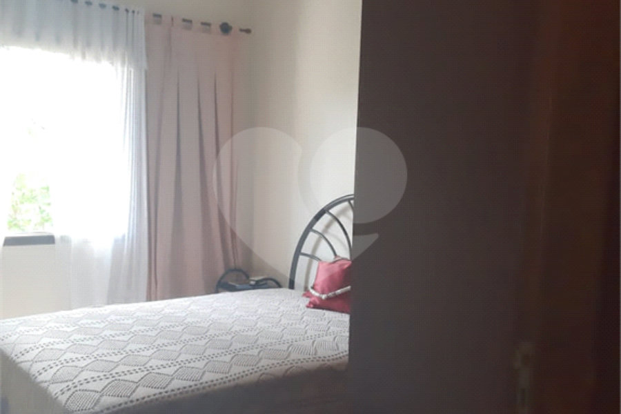 Sobrado à venda com 3 quartos, sendo 1 suíte, em Roseira, Mairiporã, SP