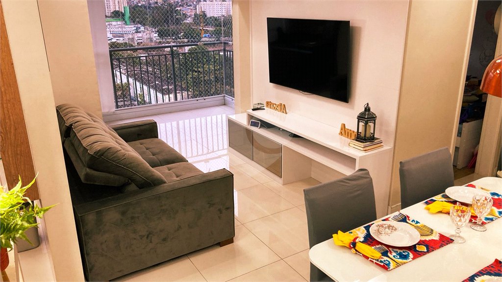 Apartamento à venda com 2 quartos em Vila Anastácio, São Paulo, SP
