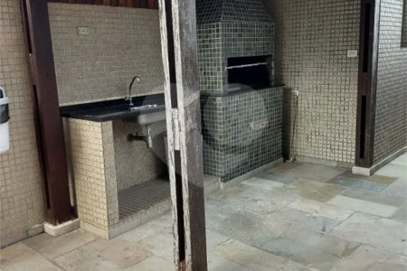 Triplex à venda com 4 suítes em Vila Paulicéia, São Paulo, SP