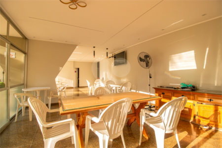 Apartamento à venda com 3 quartos, sendo 1 suíte, em Campo Belo, São Paulo, SP