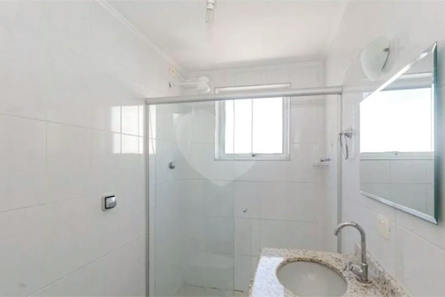 Apartamento a venda 1 dormitório e vaga na Aclimação Sp