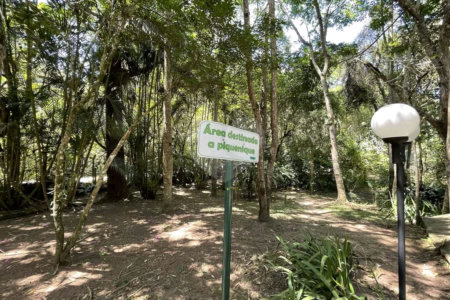 Casa de Alto Padrão à Venda e Locação - Condomínio Vila Verde