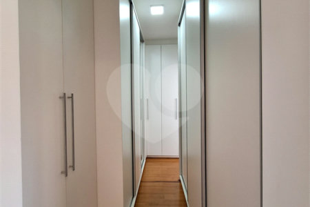 Casa à venda com 3 suítes no condomínio Residencial Villa Di Treviso, Vinhedo - SP