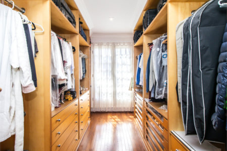 Casa à venda com 5 quartos, sendo 4 suítes, no condomínio Bounganville, São Paulo - SP